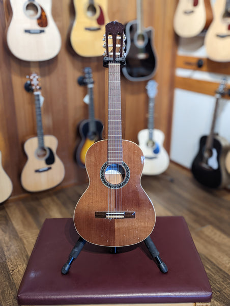 Alhambra K1C 3/4 Size Classical w/Gig Bag (Used)