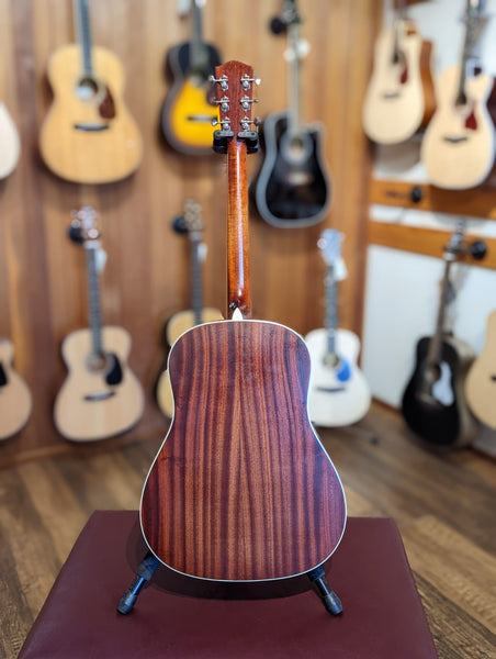 Eastman E1SS-CLA-LTD Acoustic Guitar w/Gig Bag (Used)