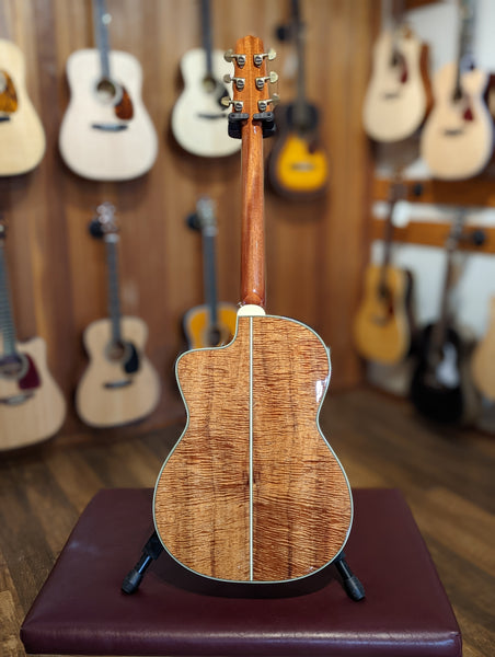 Takamine 60th Anniversary Limited Edition Acoustic/Electric Guitar w/Case (Serial# 60042046)