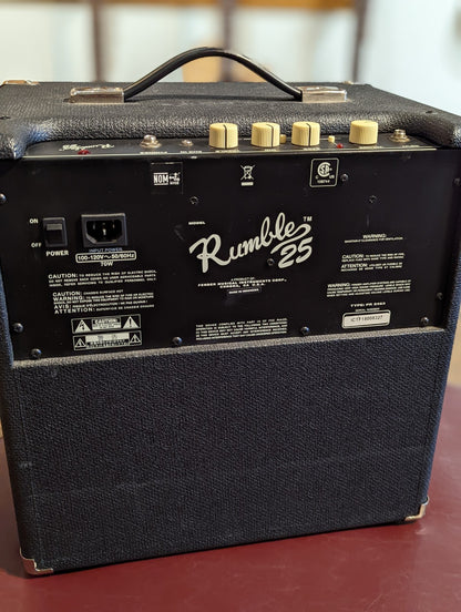 Fender Rumble 25 Bass Combo Amp (Used)