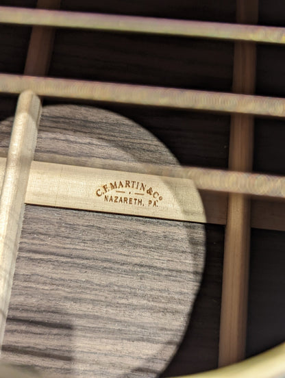Martin D-28 Centennial w/ Case (2016)