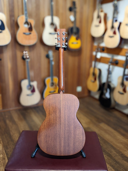 Martin 000-15L Left Handed Acoustic Guitar w/Case (2008)