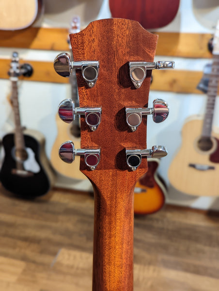 Yamaha AC3R All-Solid Wood Concert Acoustic/Electric Guitar w/Case (Used)