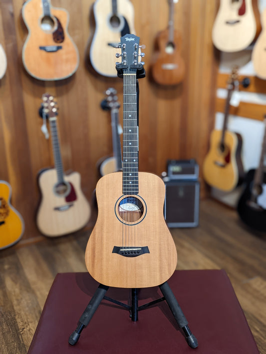Taylor BT1 Baby Taylor Acoustic Guitar w/Gig Bag (2012)