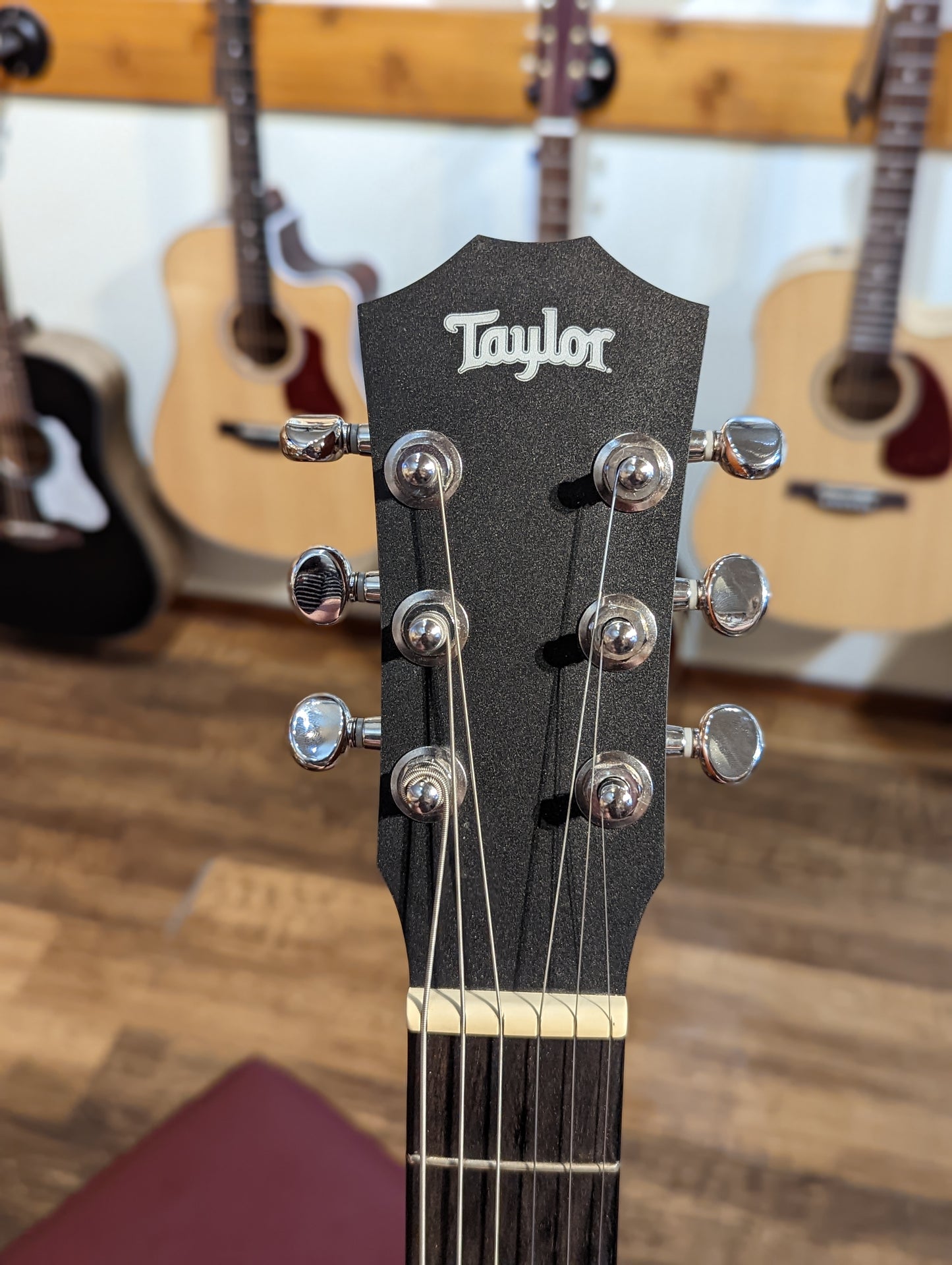 Taylor BT1 Baby Taylor Acoustic Guitar w/Gig Bag (2012)