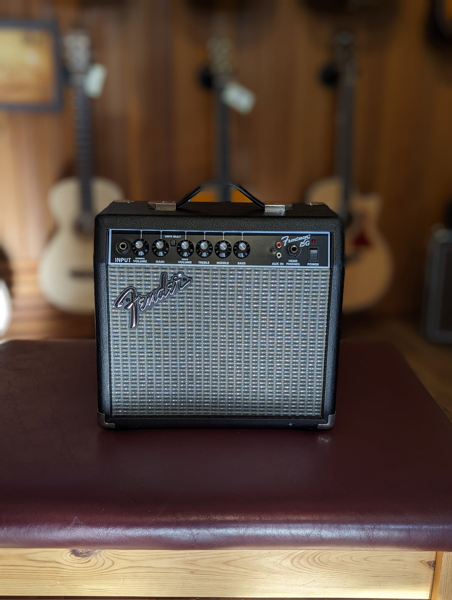 Fender Frontman 15G 2-Channel Practice Amp (Used)