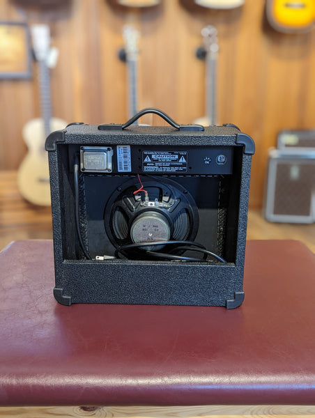 Crate GT15 Electric Guitar Practice Amp (Used)