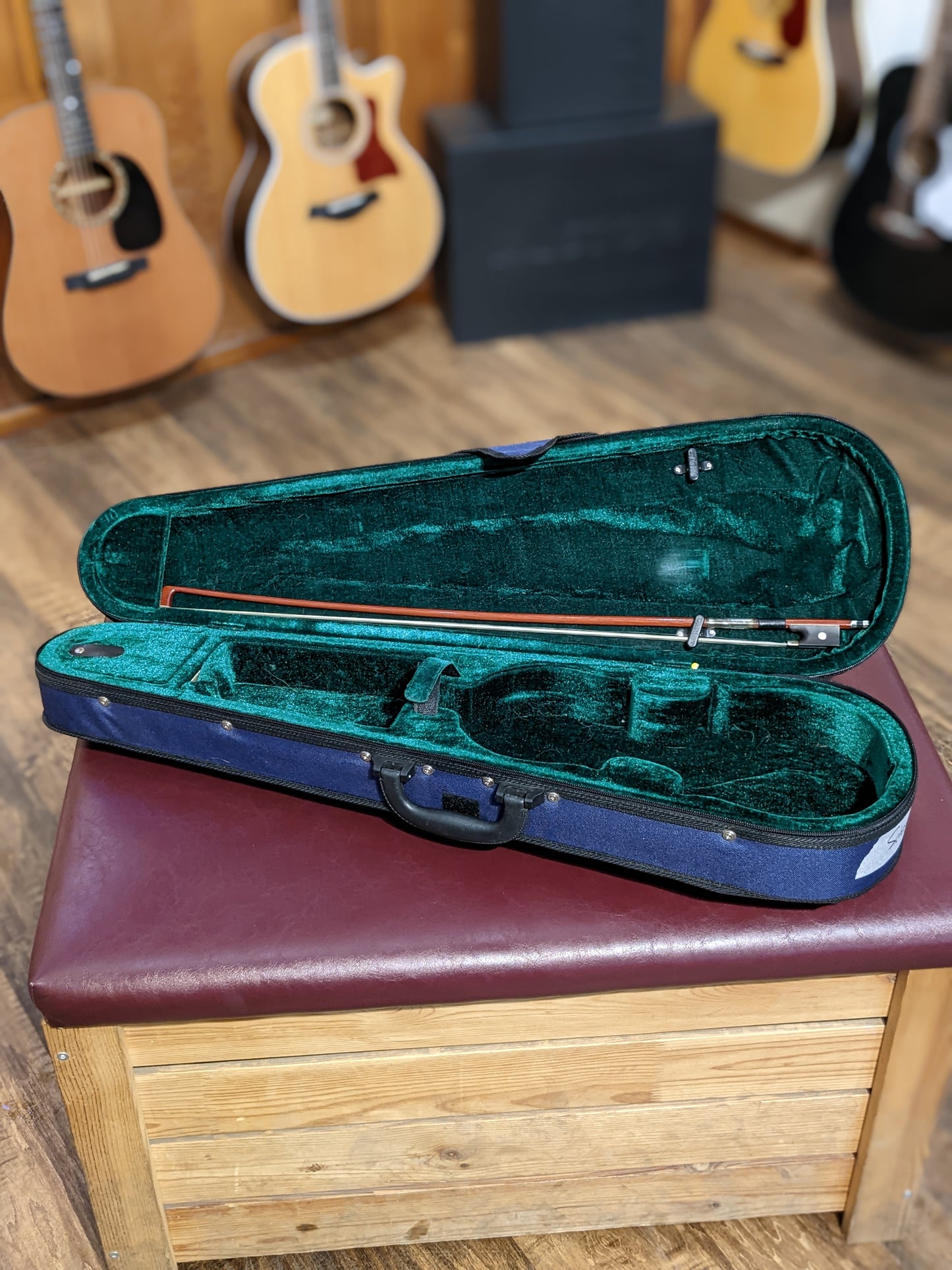 Schoenbach 4/4 Violin Outfit (Used)