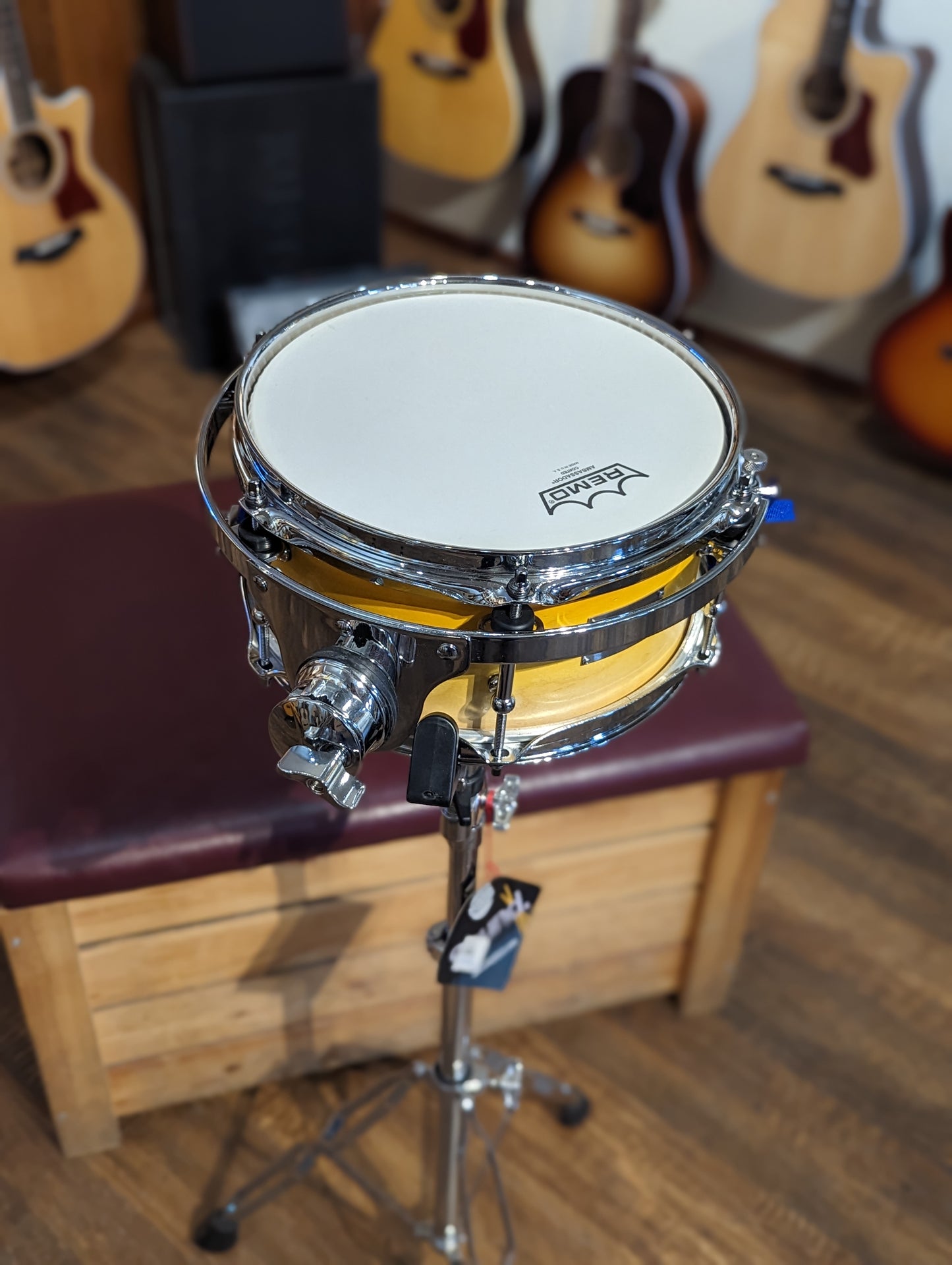 Odyssey Drums 10"x5" 6 Ply Maple Snare w/Mounting Hardware - Yellow Fade