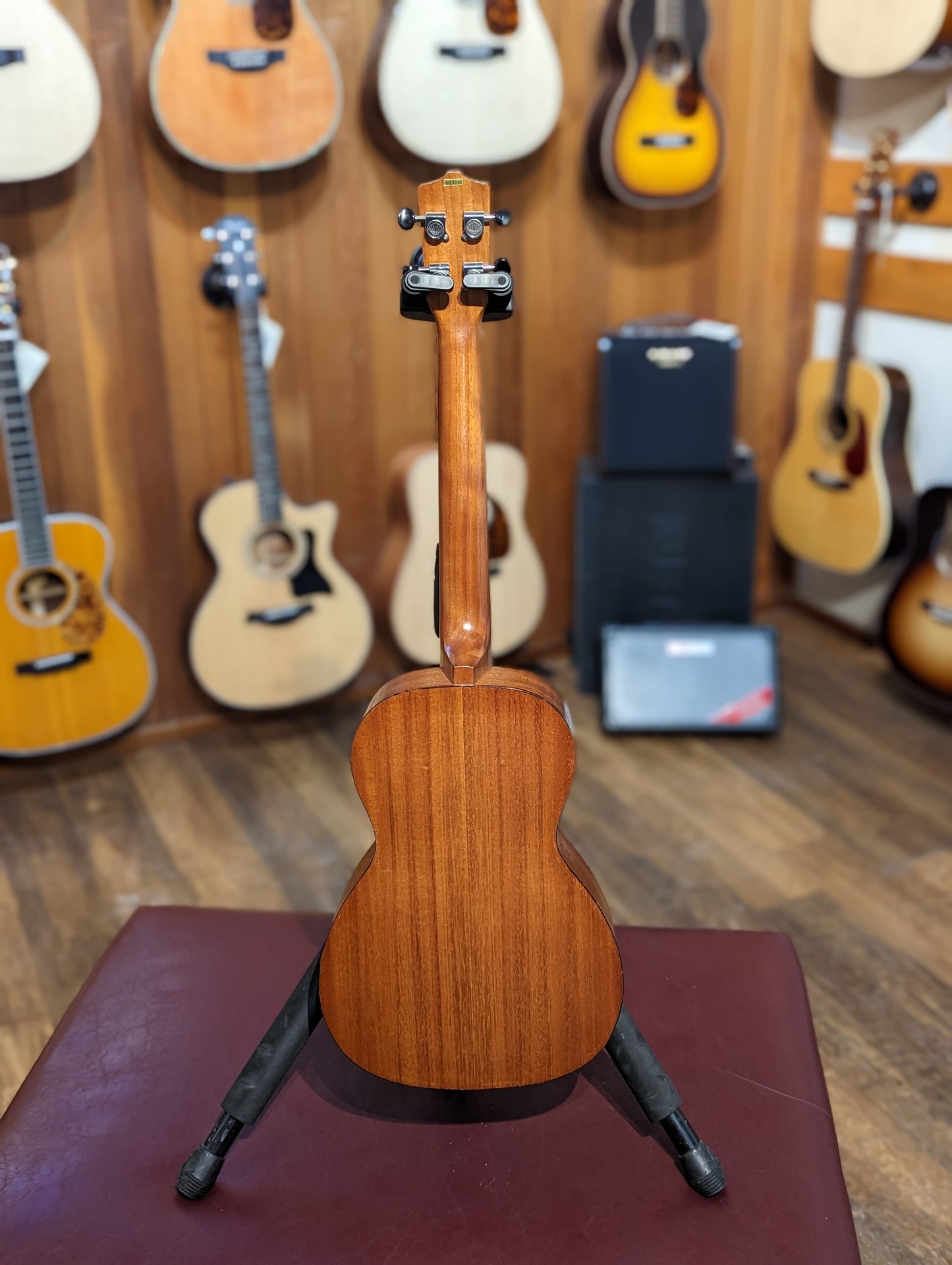 Leho LHUB-MM Baritone Ukulele (Used)