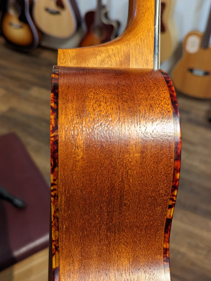 Leho LHUB-MM Baritone Ukulele (Used)
