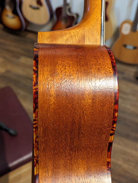 Leho LHUB-MM Baritone Ukulele (Used)