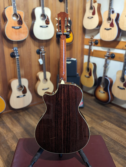 Taylor Grand Concert 12 Fret Acoustic/Electric Guitar w/Case (2010)