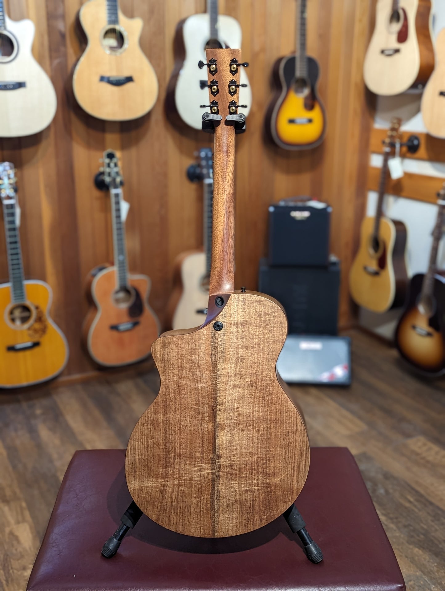 Martin SC-10E Road Series Acoustic/Electric Guitar w/Case (Used)