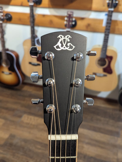 Larrivée P-03R Moon Spruce Parlor Acoustic Guitar w/Hard Shell Case (2022)