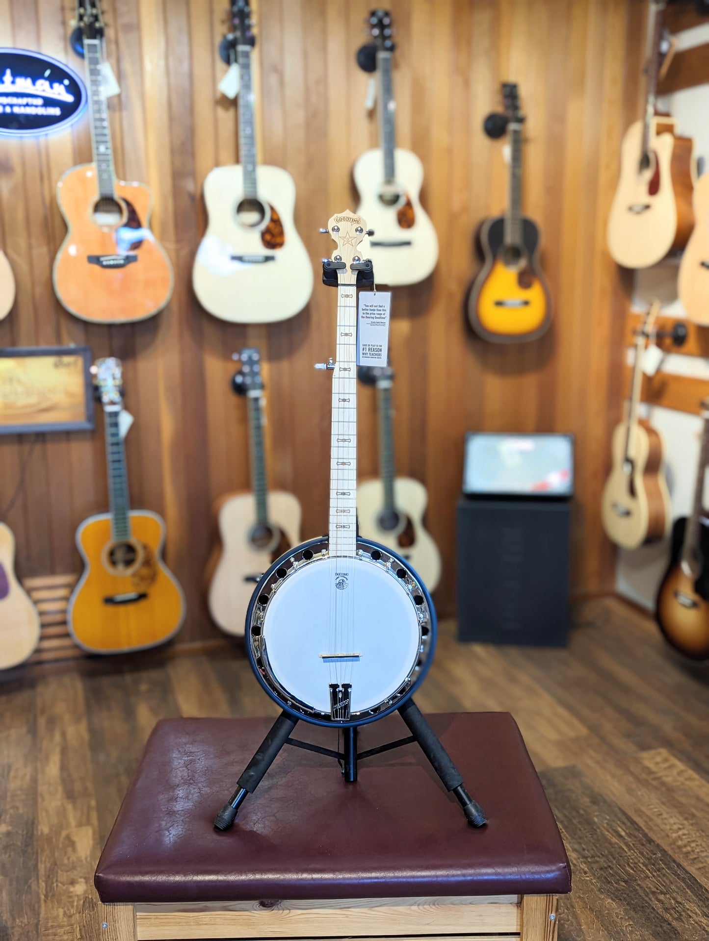 Deering Goodtime 2 5 String Banjo w/ Resonator