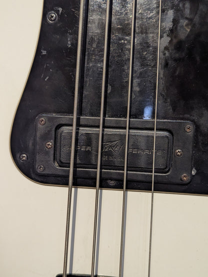 Peavey Patriot 4 String Bass Guitar w/Case (1987)