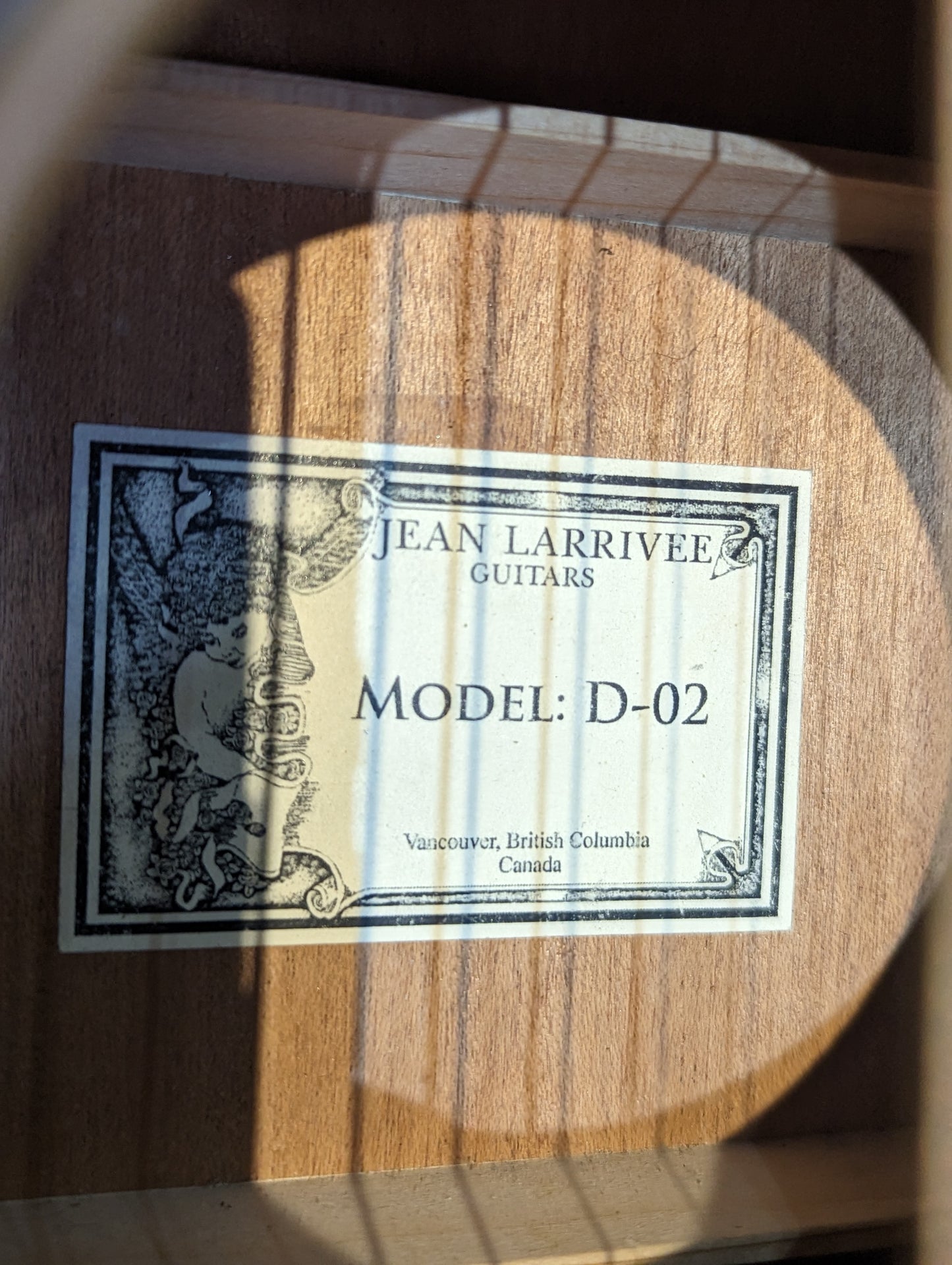 Larrivée D-02 Mahogany Acoustic Guitar w/Case (2012)