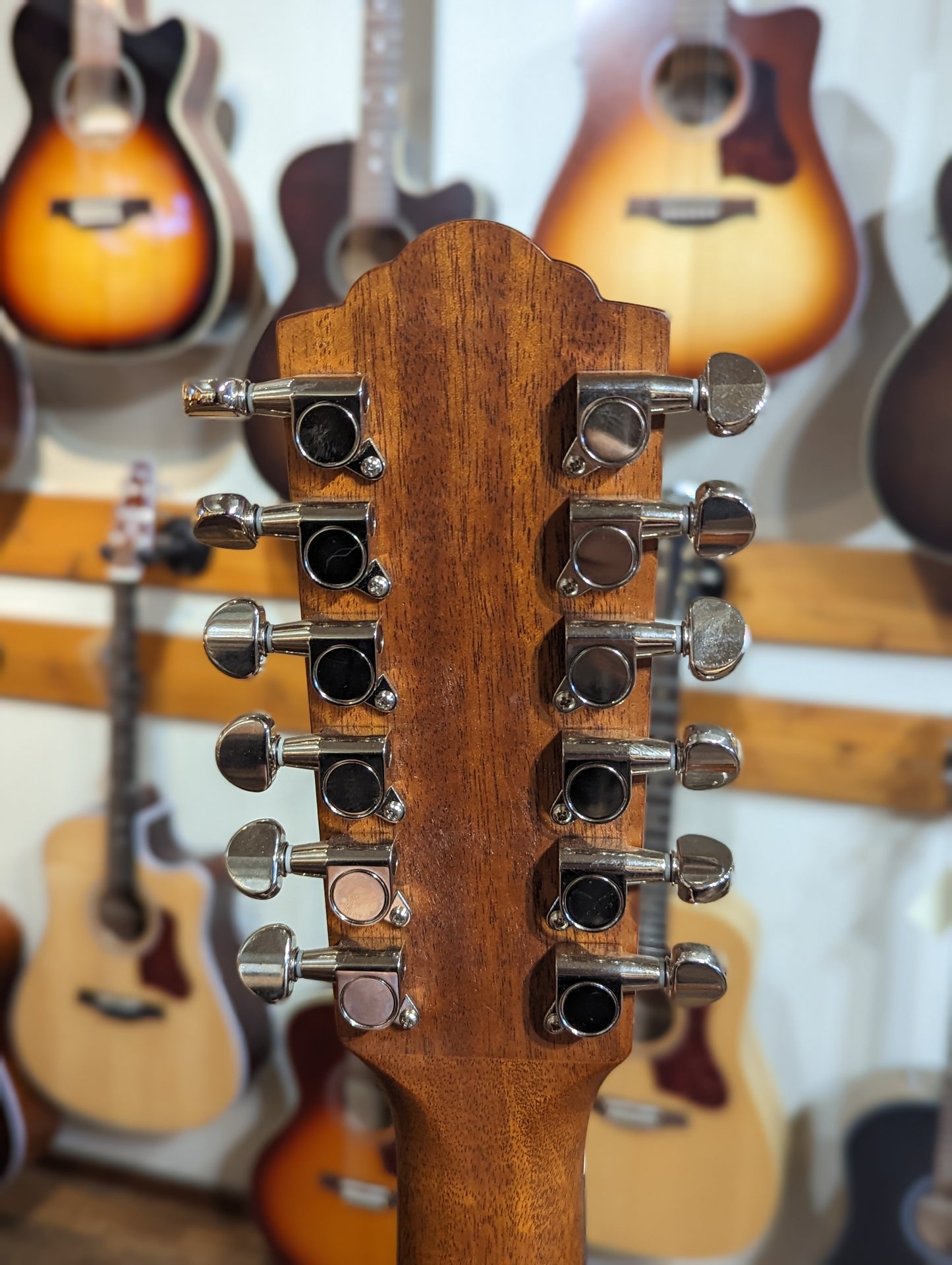 Guild D-125-12 12-String Acoustic Guitar w/Case (Used)