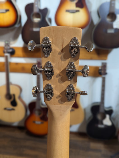 Simon & Patrick Amber Trail CW Acoustic/Electric Guitar w/Case (Used)