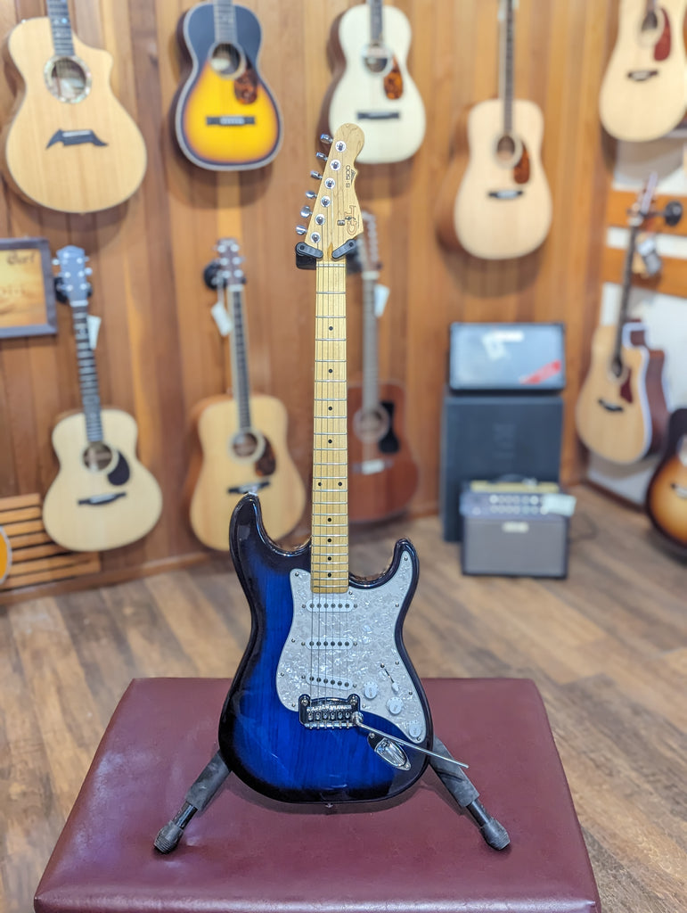 G&L Tribute S500 Electric Guitar w/Case - Blueburst (Used)