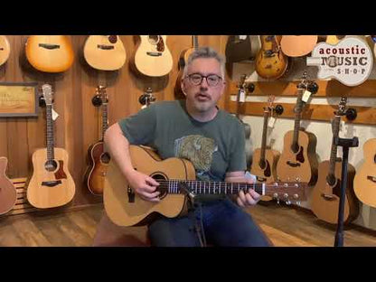More Better Junior Acoustic Guitar w/Gig Bag