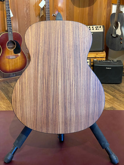 More Better Junior Acoustic Guitar w/Gig Bag