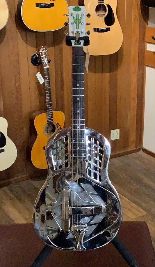 Regal RC-51 Tricone Resonator (Demo Model)